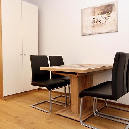 Central Studio Work And Travel Viena Exterior foto