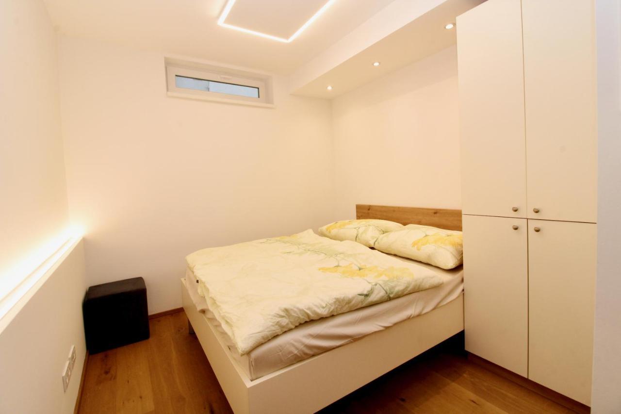 Central Studio Work And Travel Viena Exterior foto